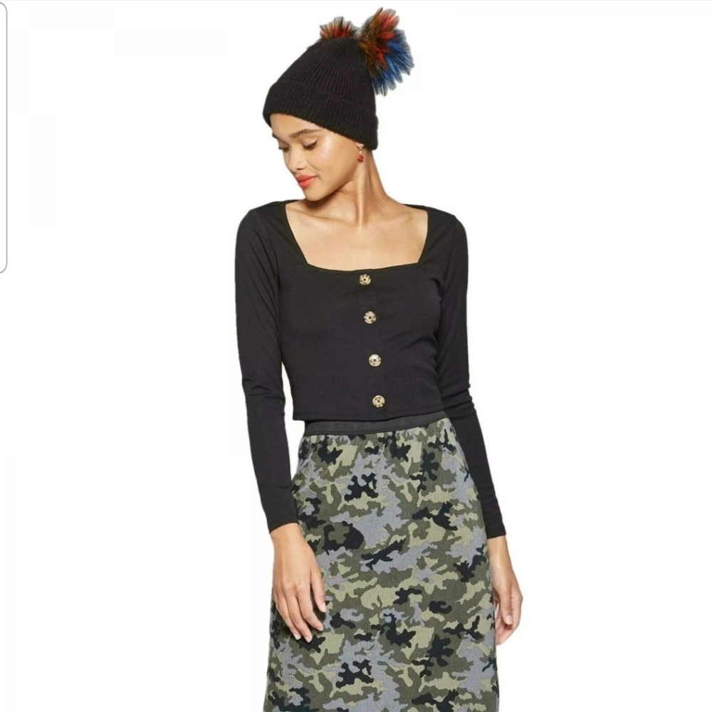 NWT Wild Fable™ Women's Button Front Long Sleeve